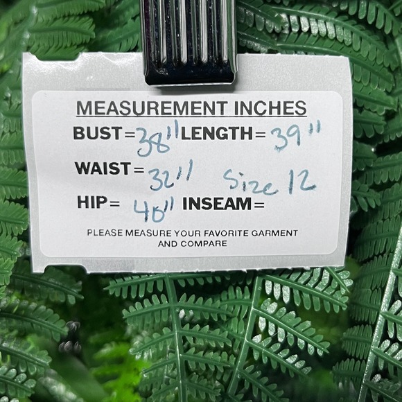 Max and Cleo Dress Size 12 Red Pleated Sleeveless Party Cocktail Career 2964 - Picture 11 of 11